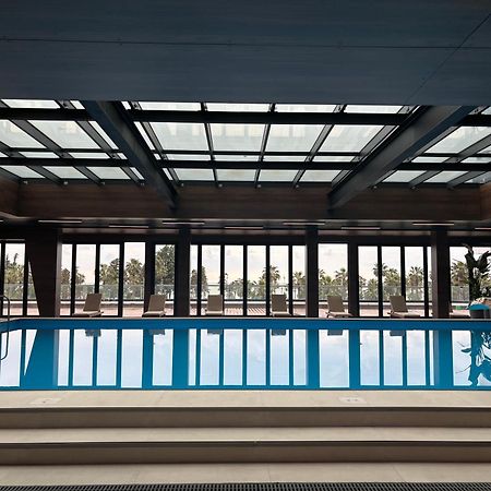 The Grandeur Hotel Батуми Екстериор снимка